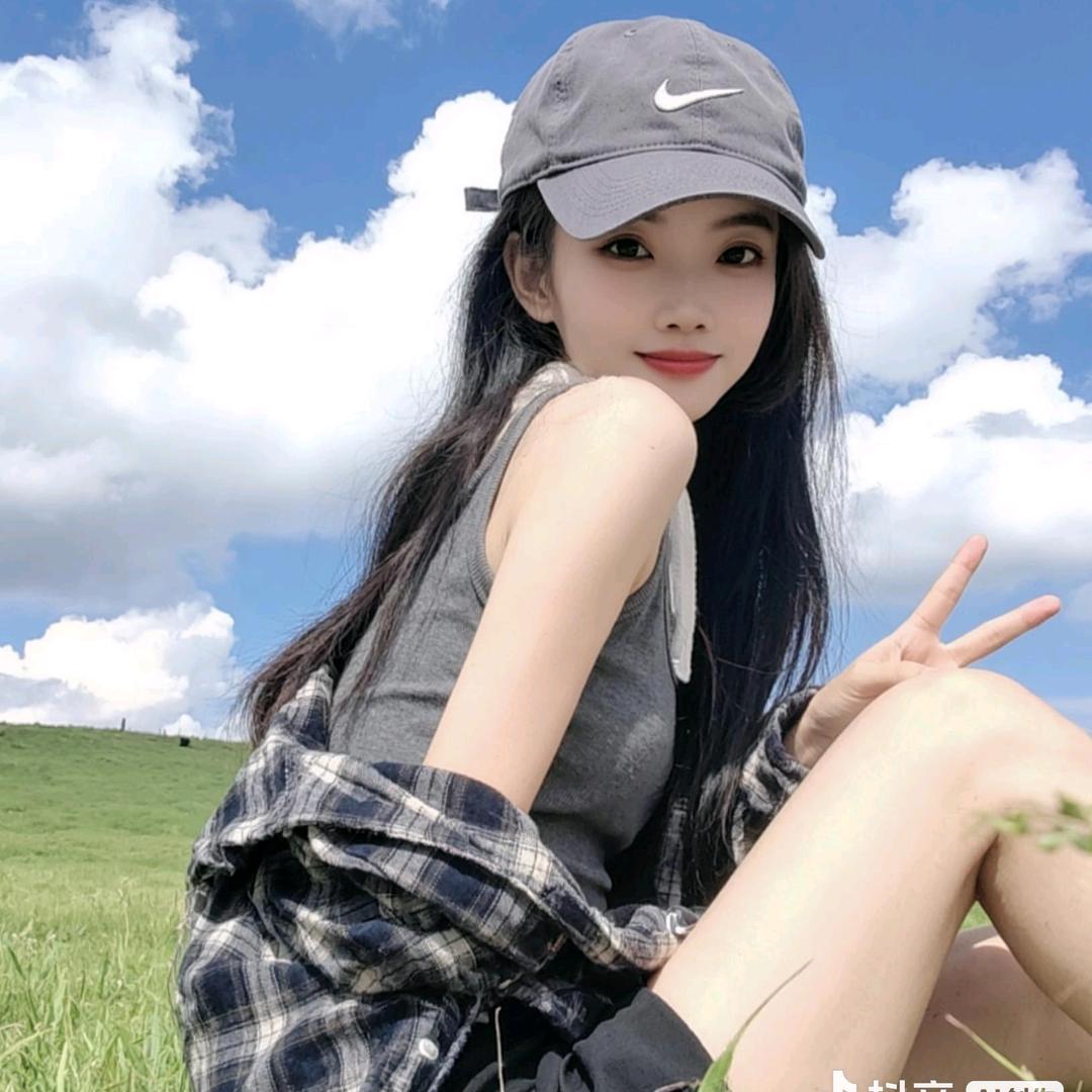 ঞᩚ᭄: ℋ艳子🍃🌹