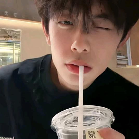 嘻嘻又被骂y             ༽