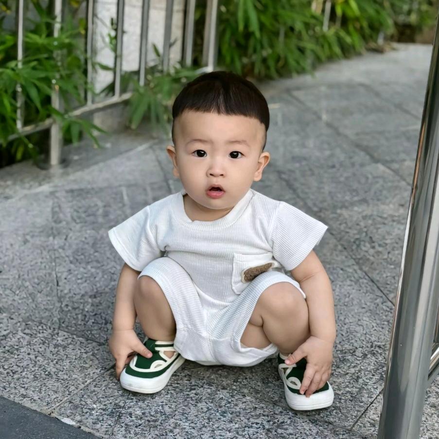 杨灿