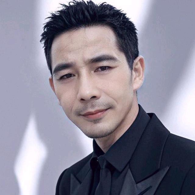 海上抓鱼的老李