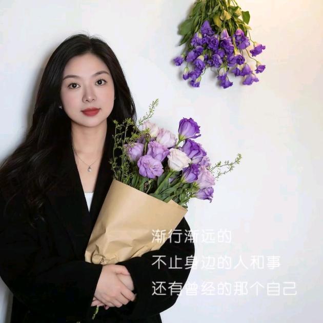 轻浅👑（拒绝私聊）