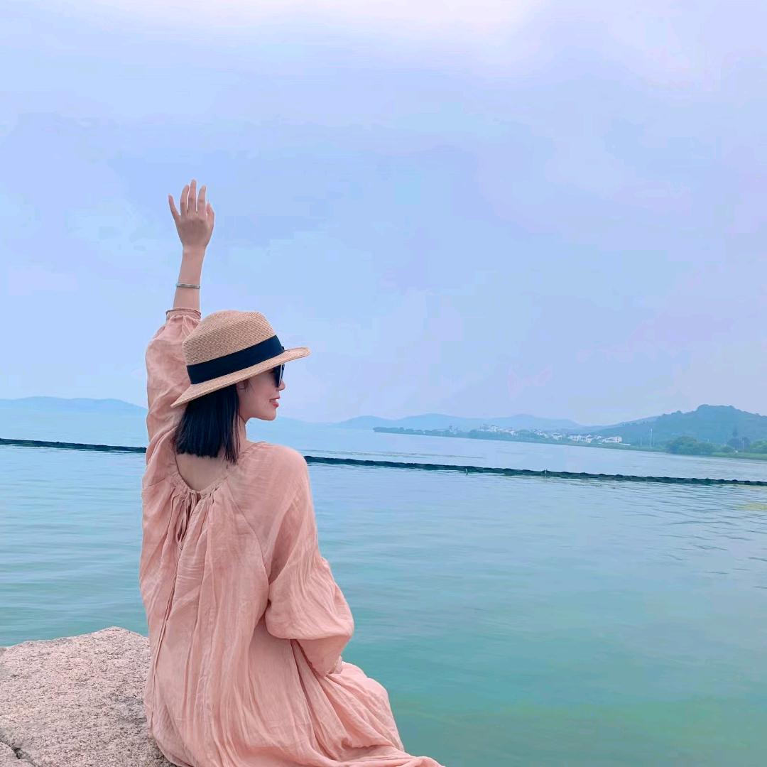 小青姑娘的服配店