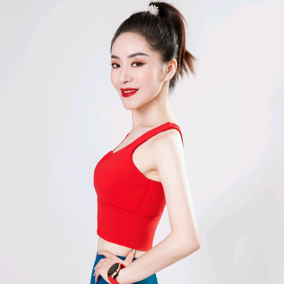 美美形体健身回放(衣服在橱窗)