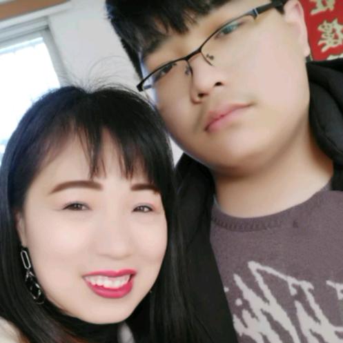 李安梅永失爱儿。白血病