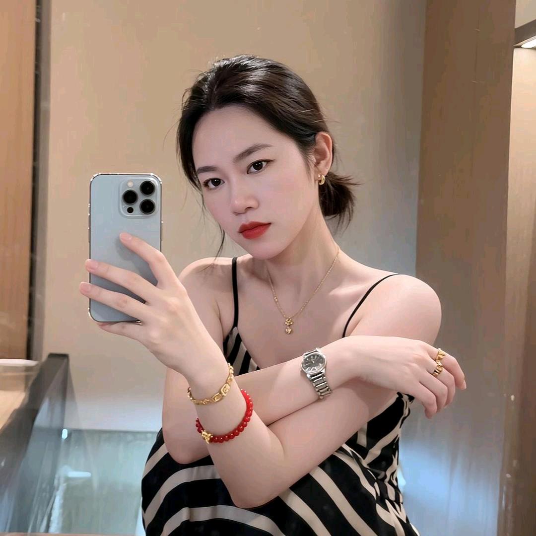 愛.自.己