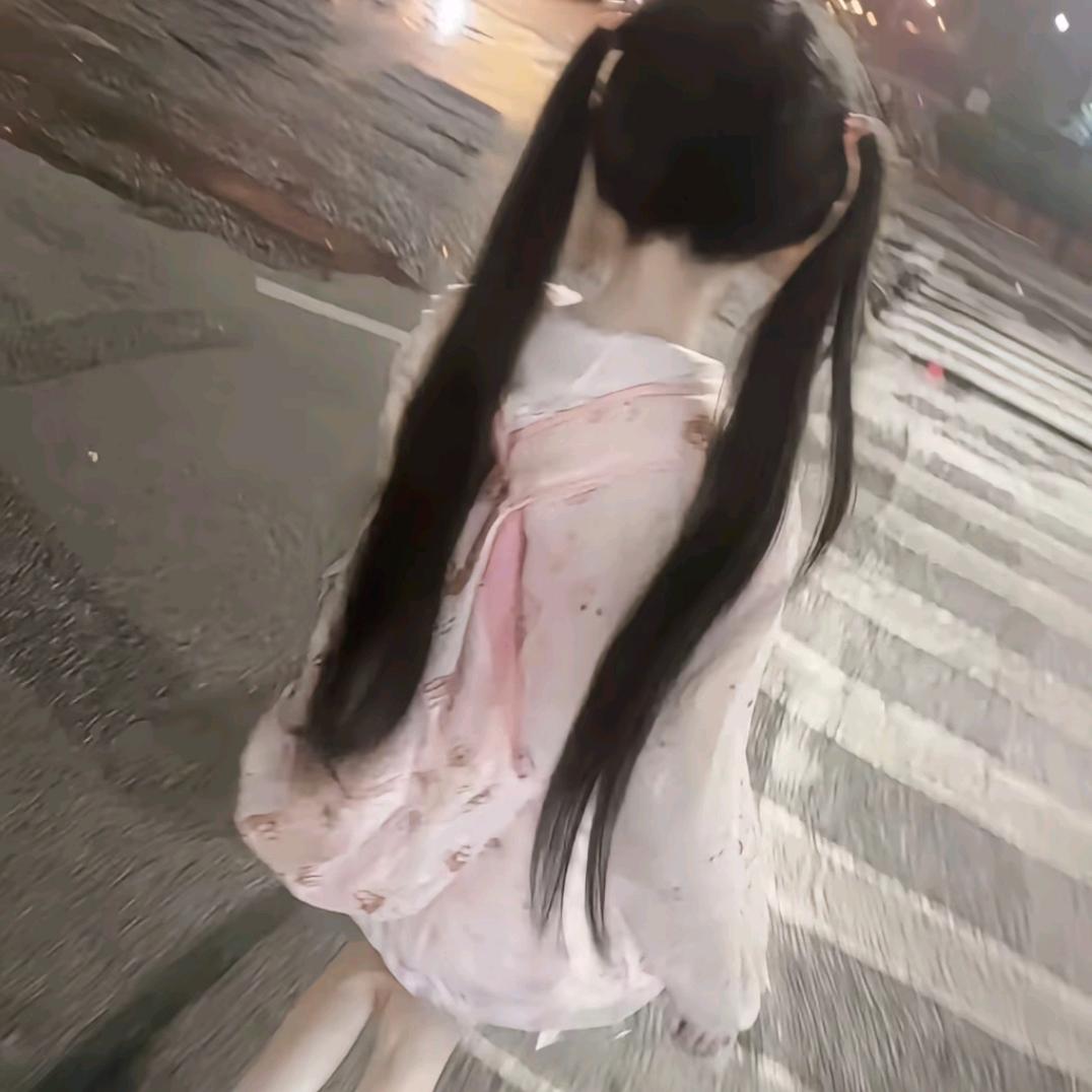萌886