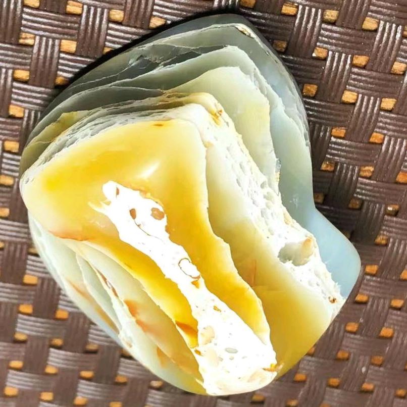 与石结缘