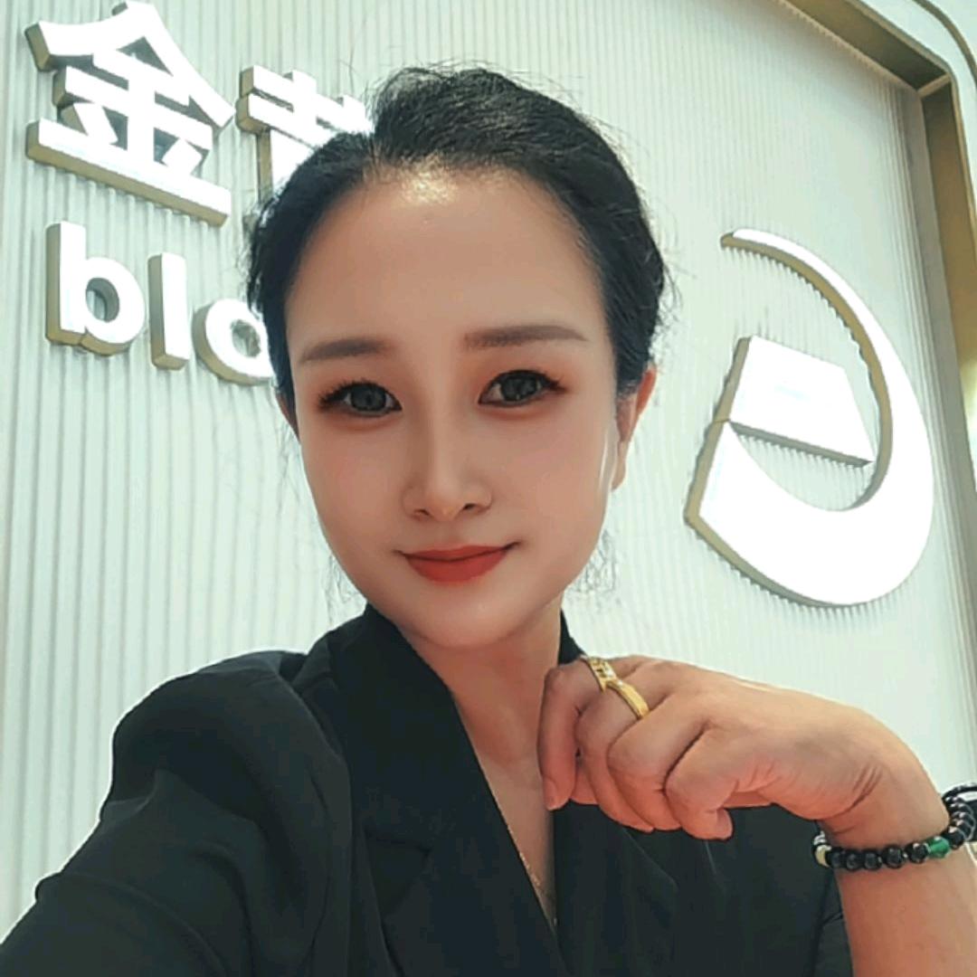 卖珠宝的二姚
