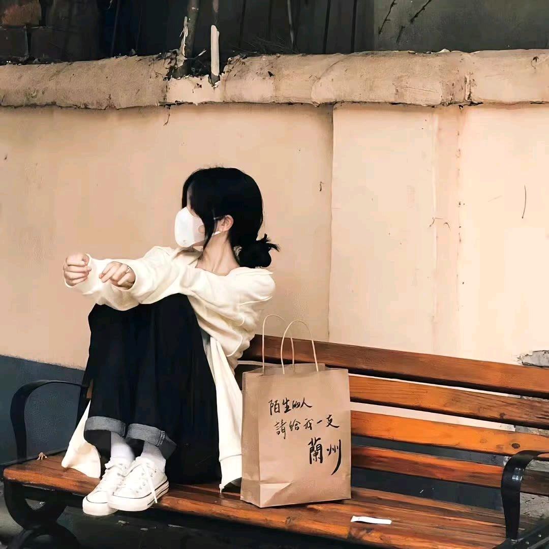 爱喝芋圆葡萄（斯回）