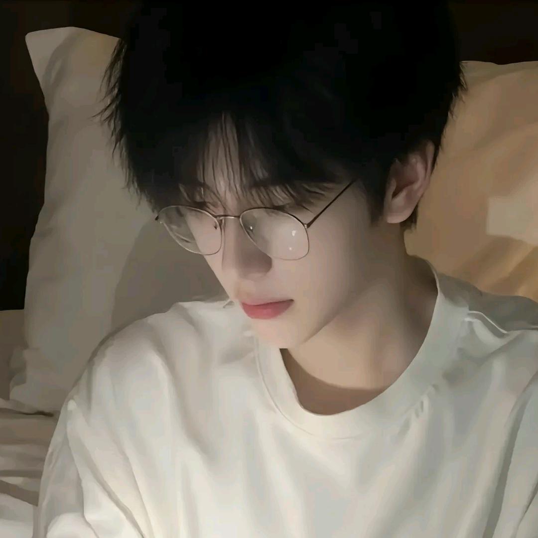 蟹黄丶拌面（逆水寒）