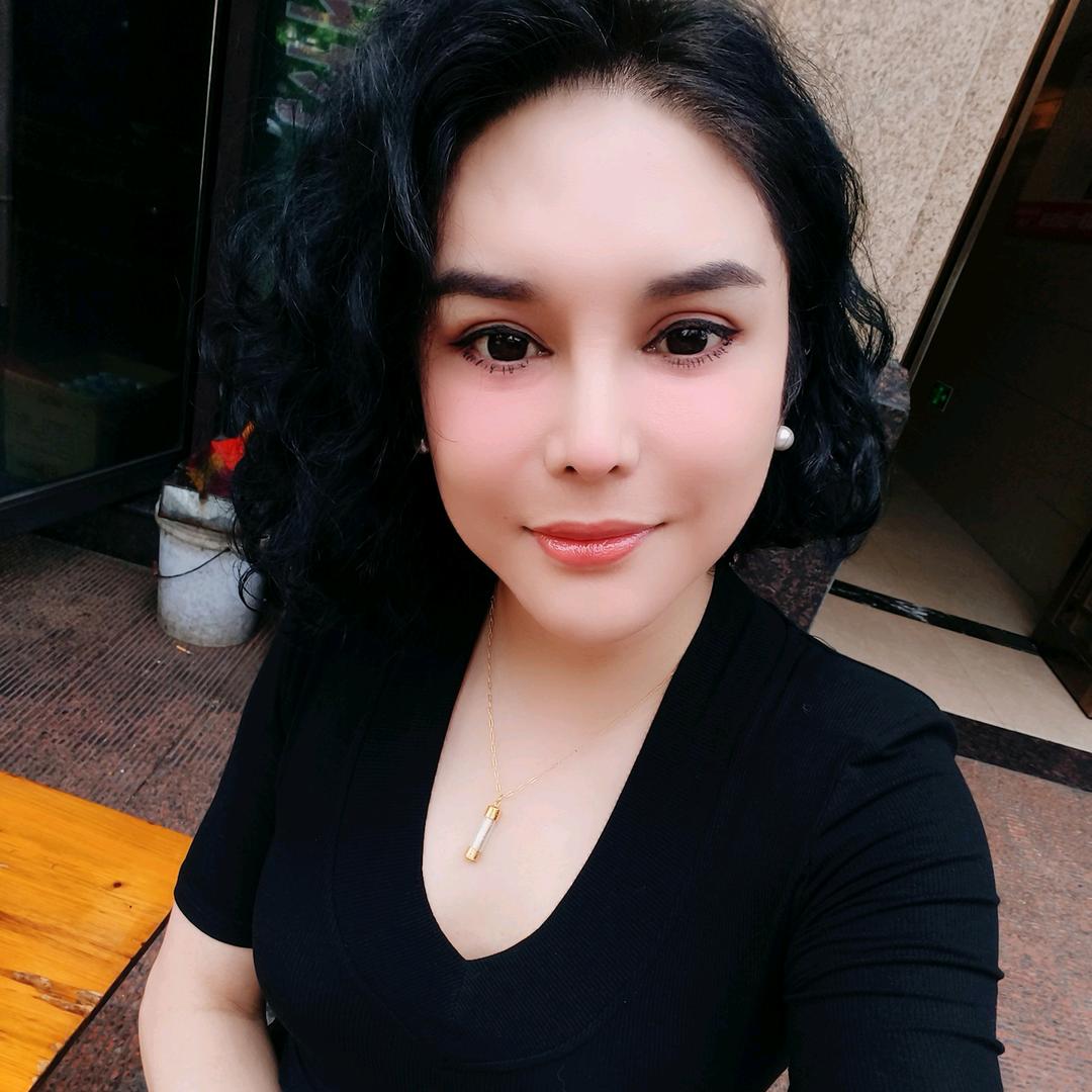 不一样的女人芮娜