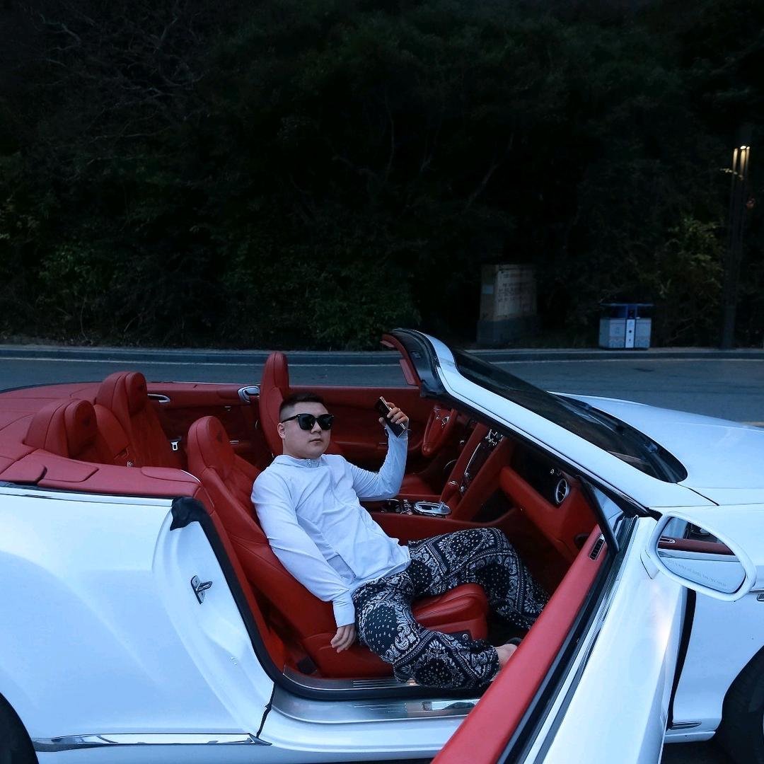 贺百万（劳斯莱斯）