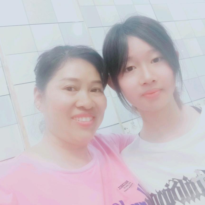 海南月嫂惠姐