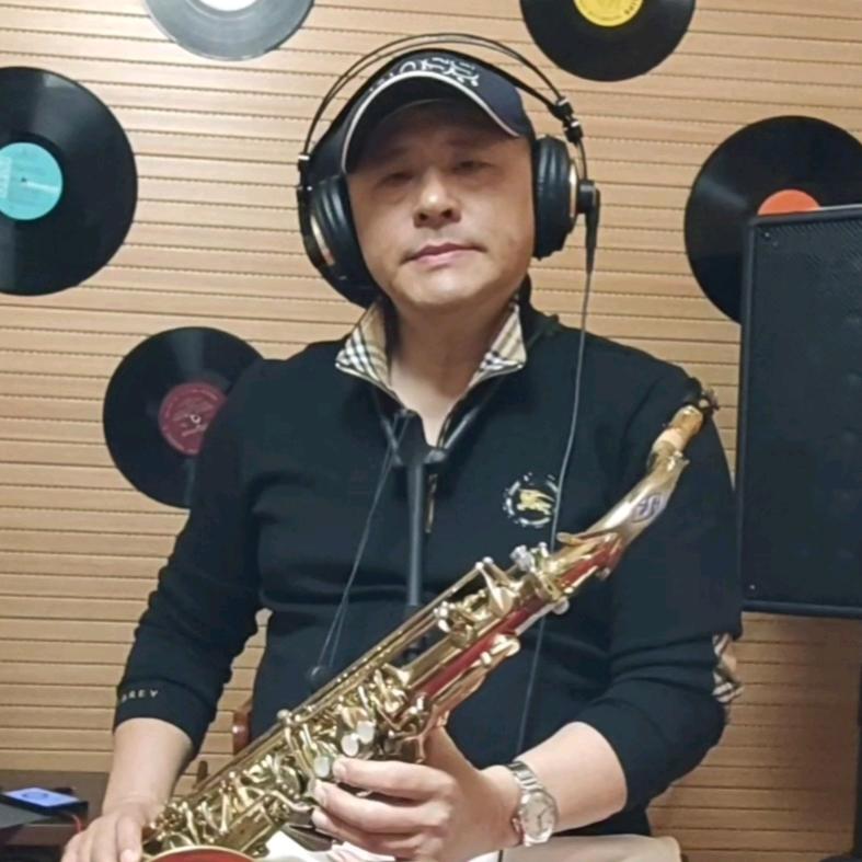 萨克斯🎷@龙一