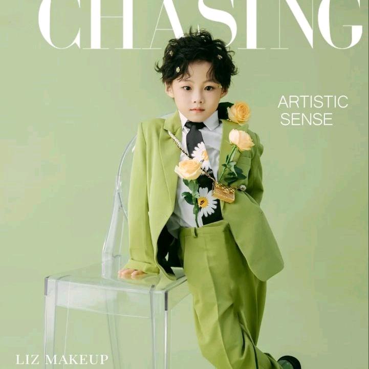 纸飞机儿童摄影官方号