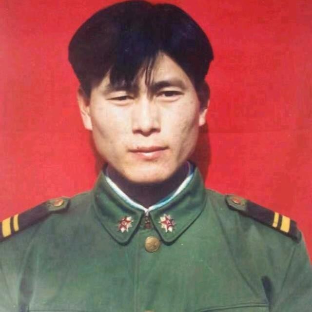 退役的姜歌