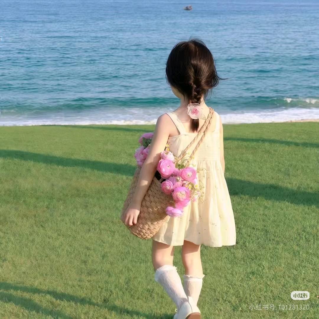 鹿卡童服