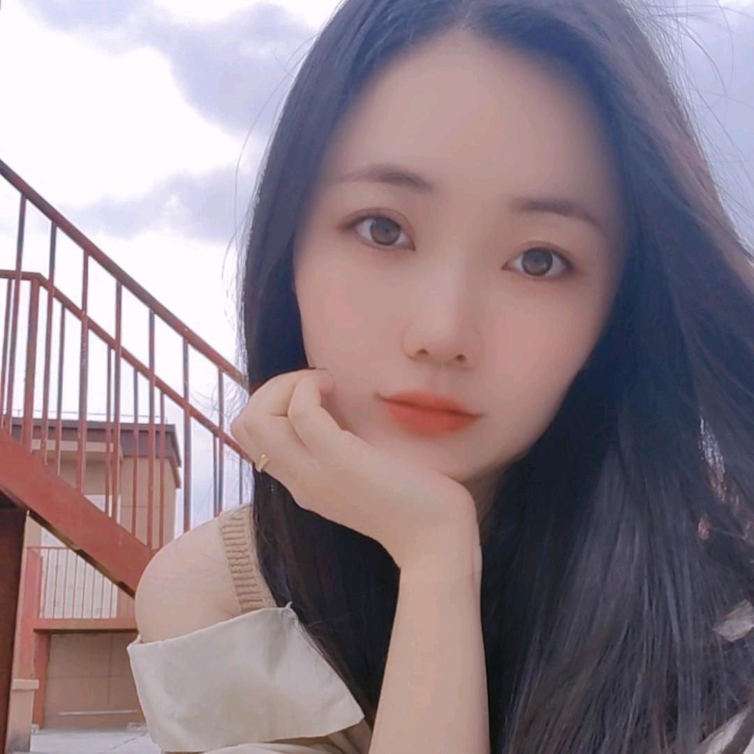 慕白 •          🪿