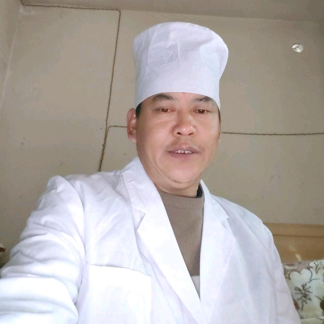 龙哥，看病！配药？