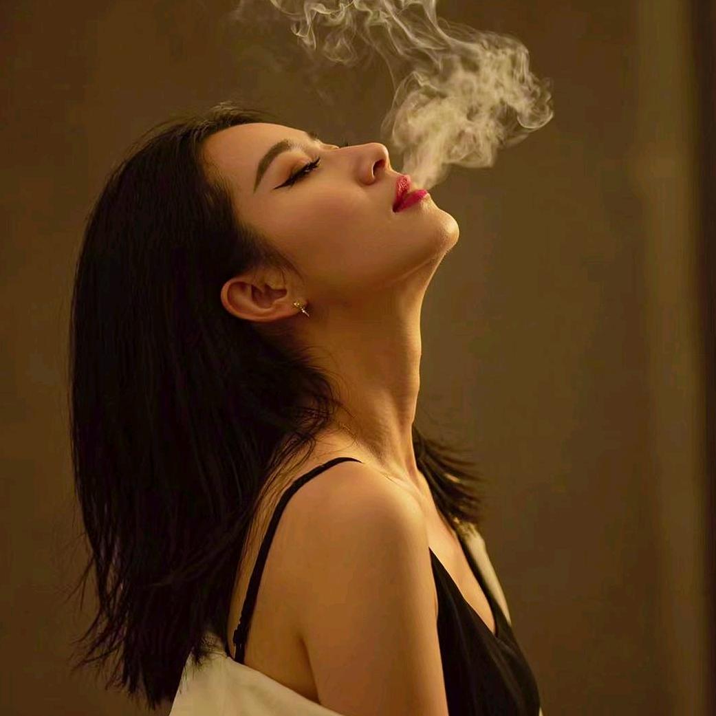 山茶花开在年糕里