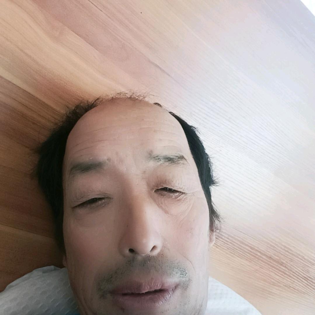 弯弯的月亮