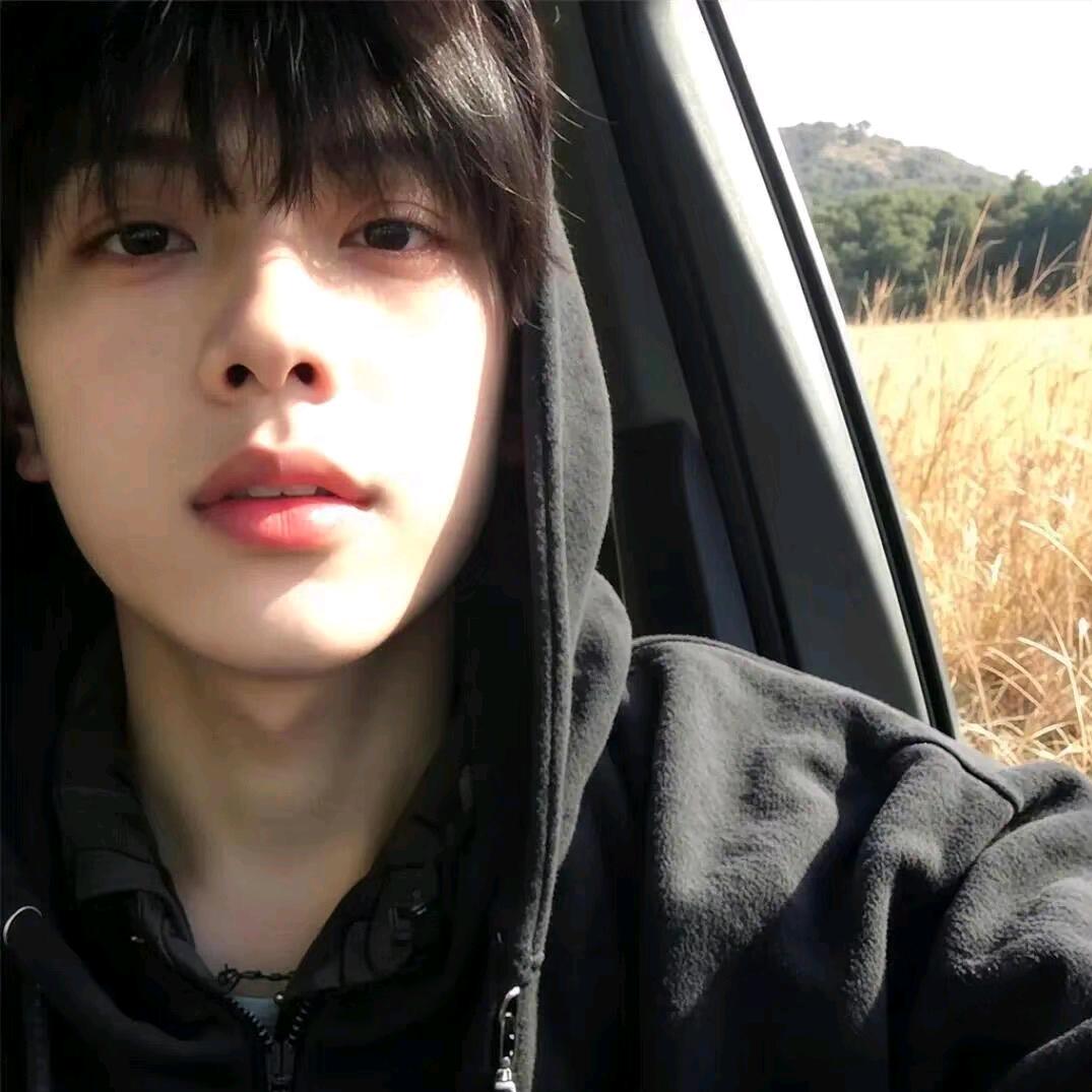 景垚阿威-游泳健身