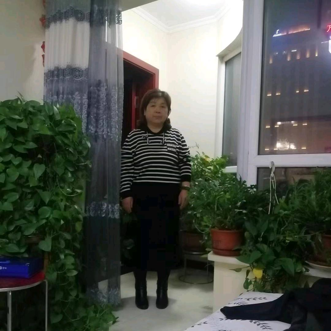 徐月华