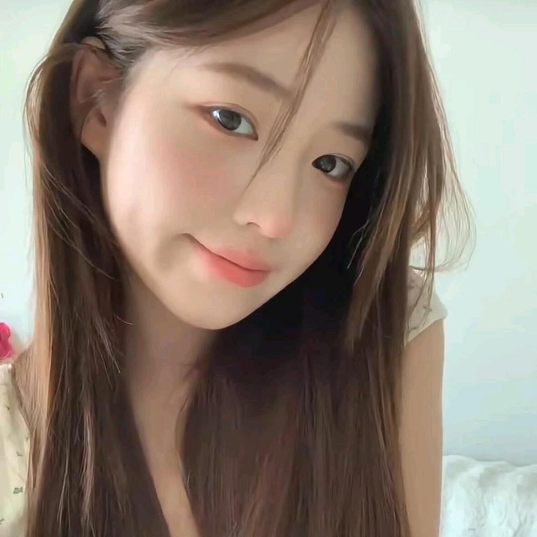 初识服饰·