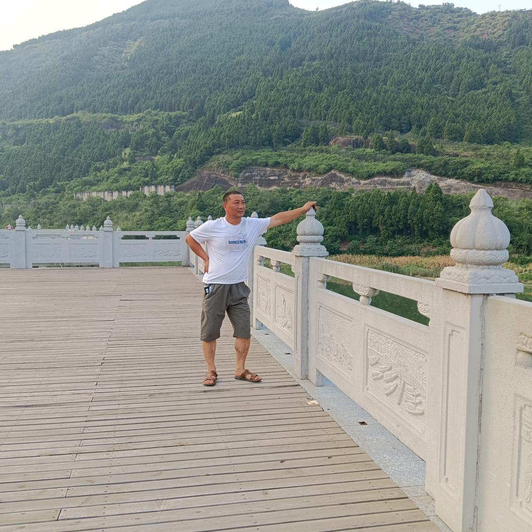 周发旺