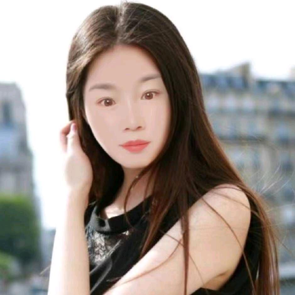 张欣凤乖胖妞