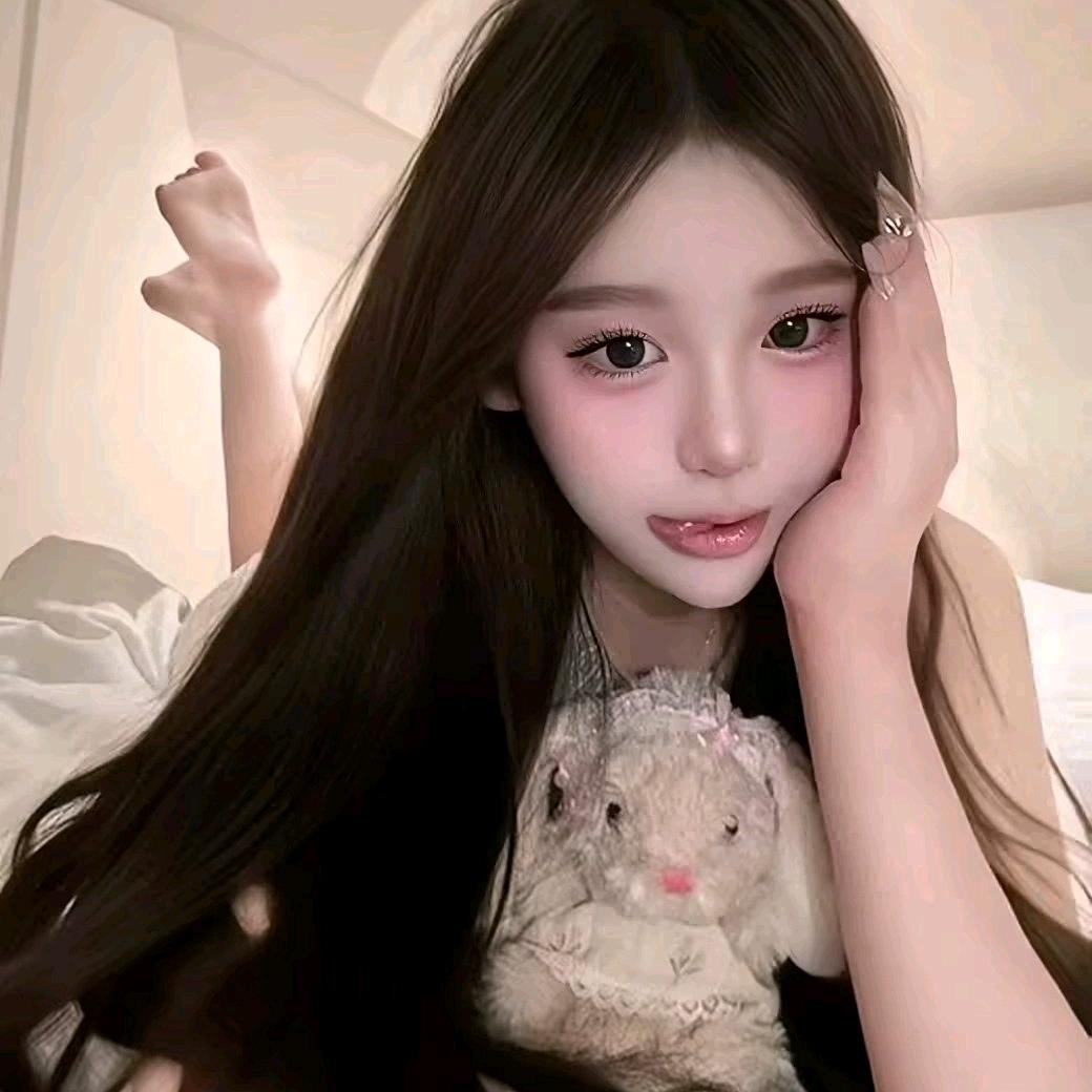 晓 晓.