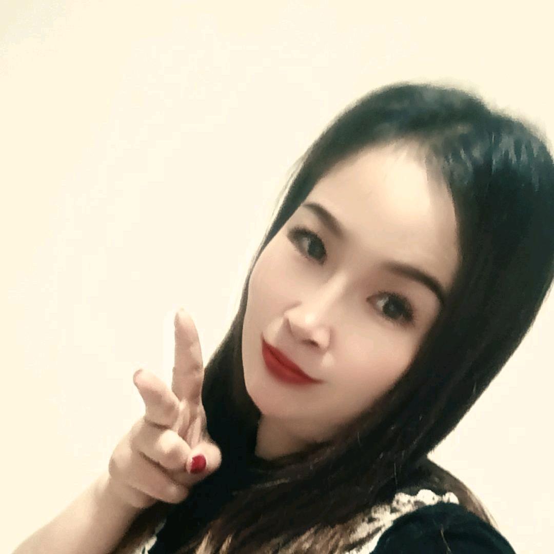 冉小娟新鲜蔬菜，新村菜市场第二家