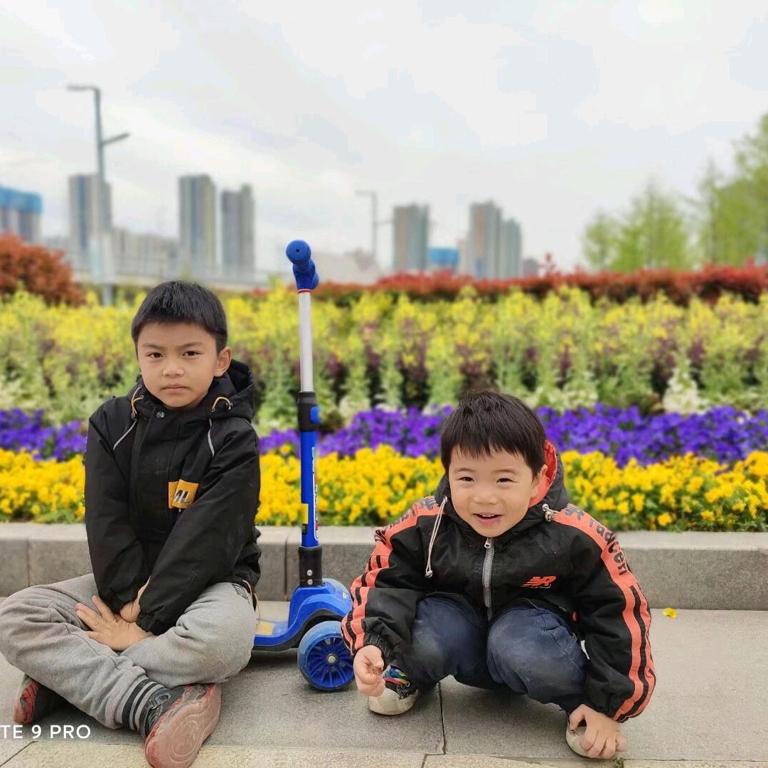 小七爱吃糖