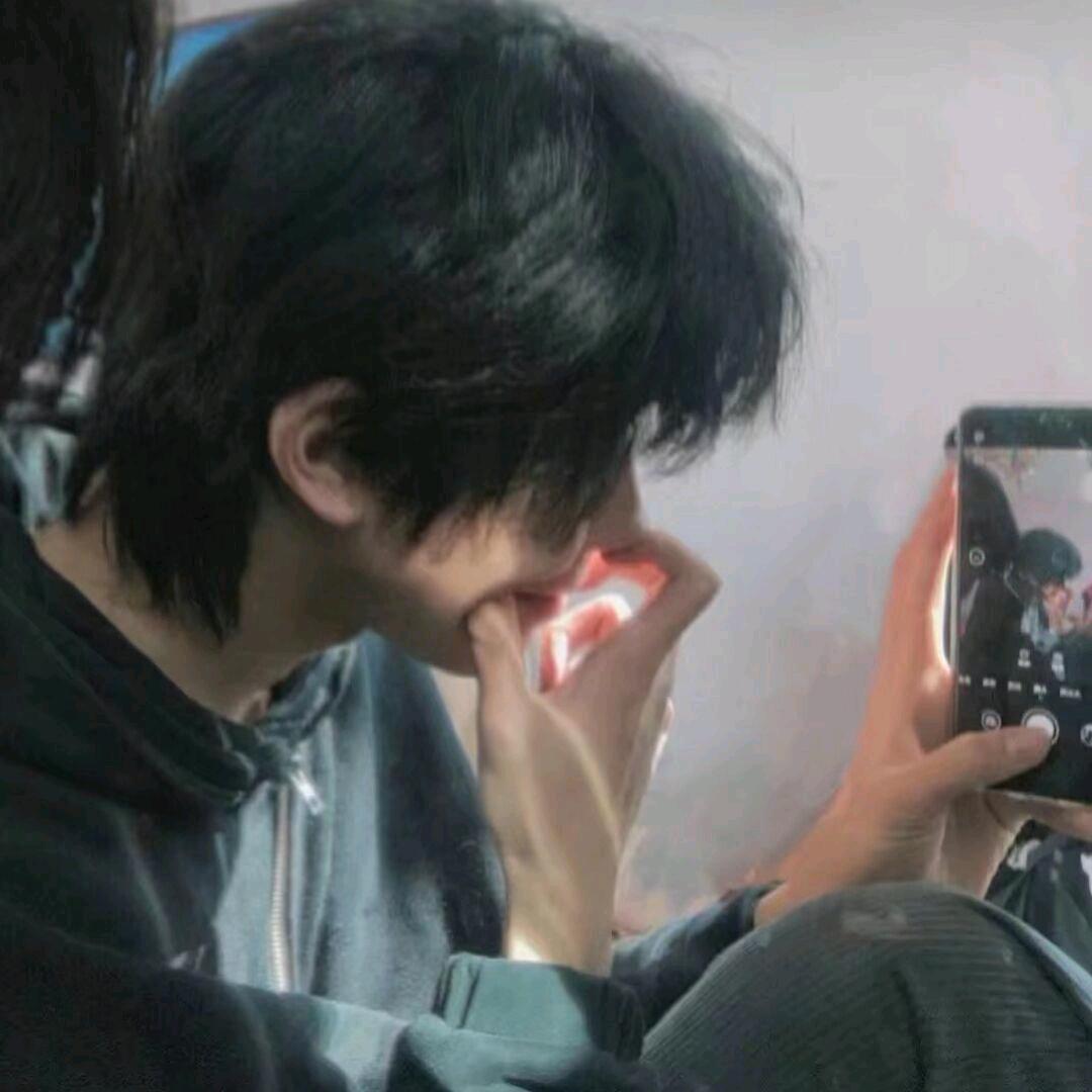 九