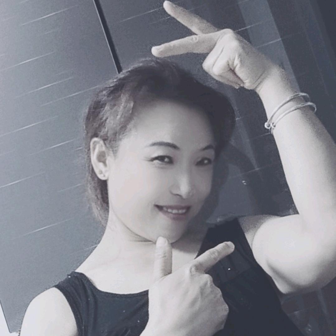 月下｀伊人