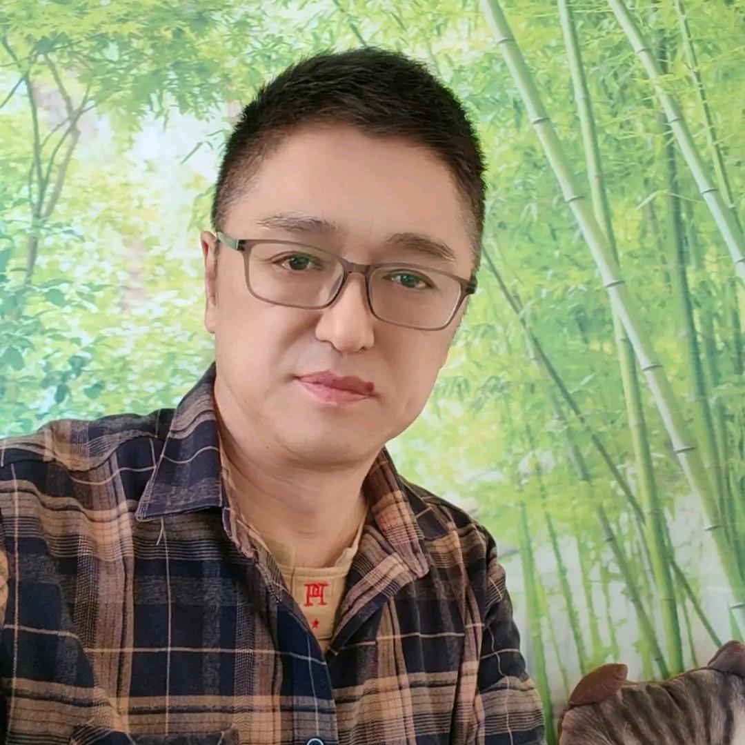 一鸣哥哥12:50→开播号见主页简介