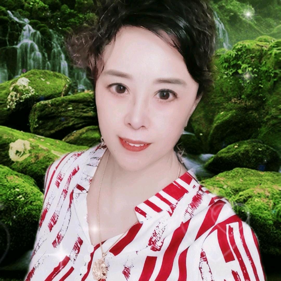 知足好物穿搭