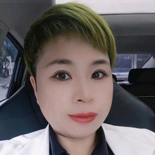 彩霞美容美发