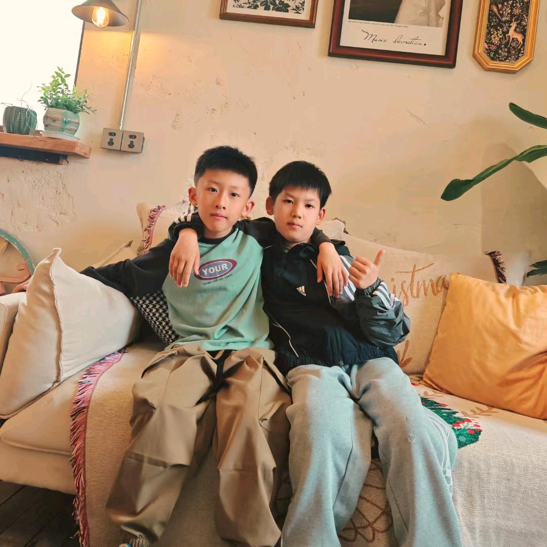 @昱.刘昱成
