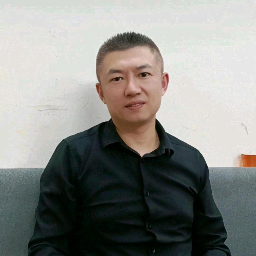 亮哥🏆22