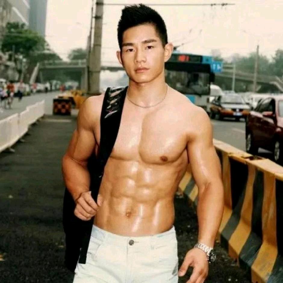阳豪