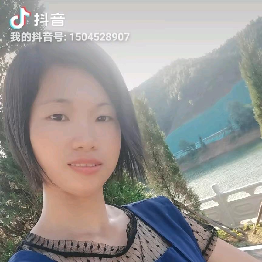 刘小梅《🌸农村+女孩🌸》