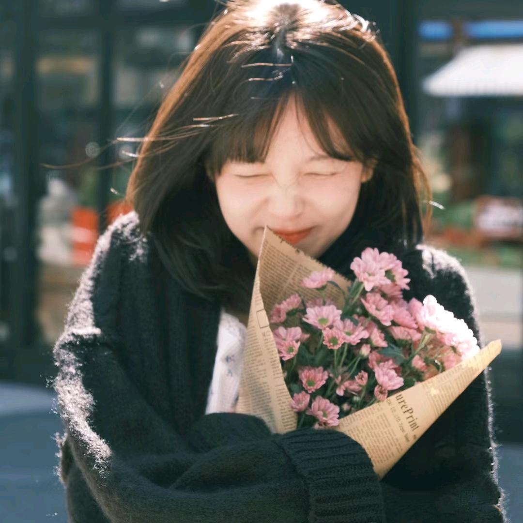 可乐的小容ྀི❤️ྀི