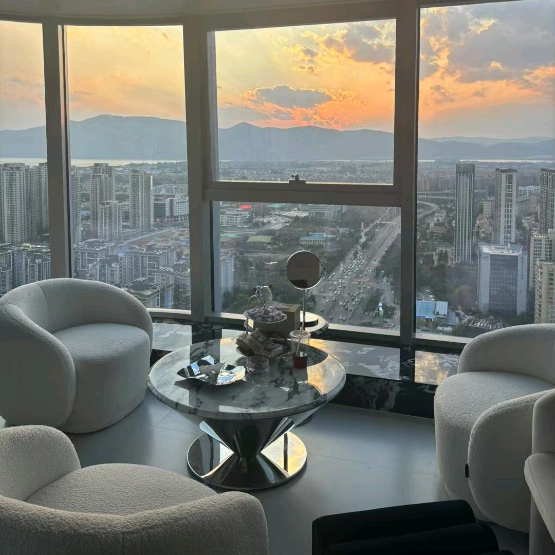 丑岳