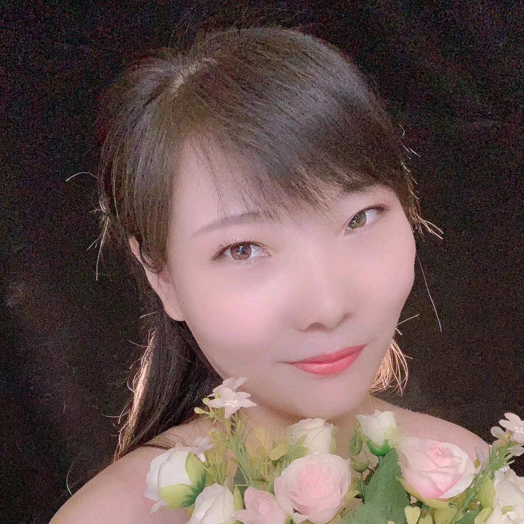 丽丽吖👄