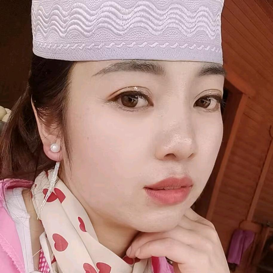 梅花山外摊妹