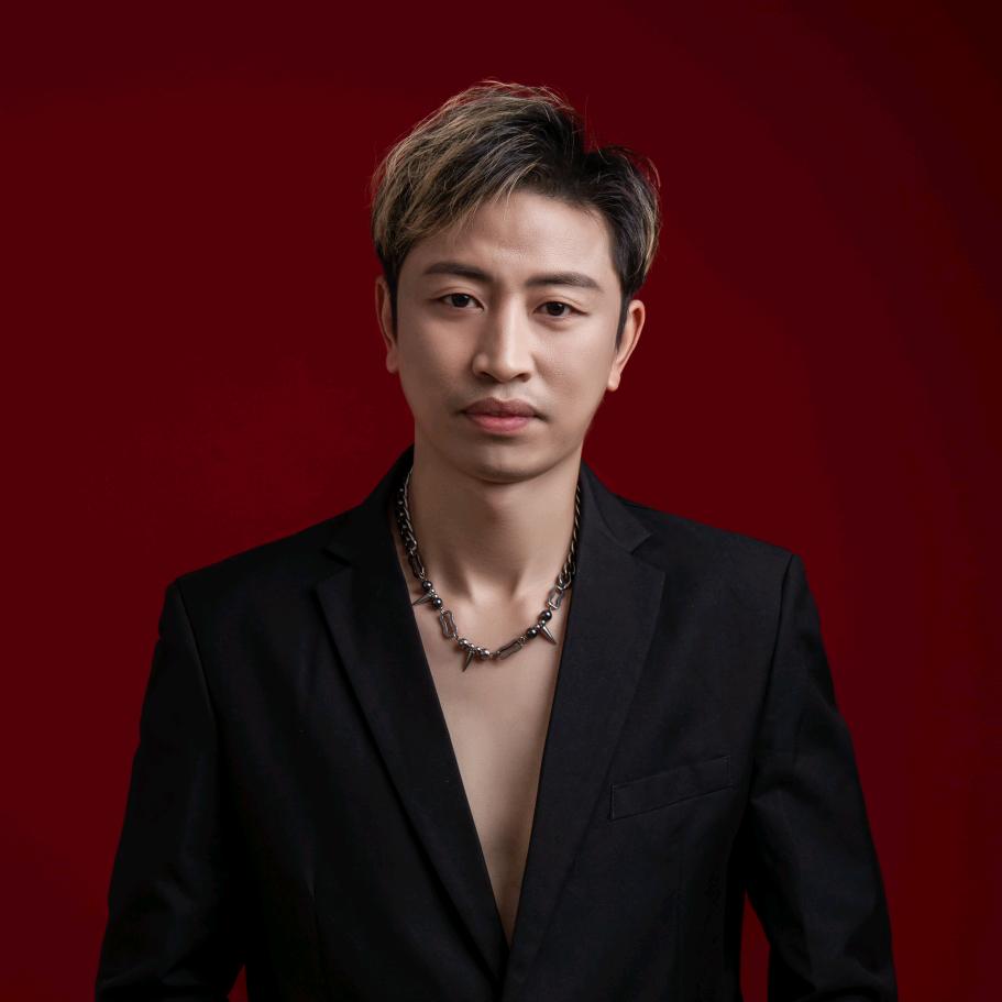 发型师强哥