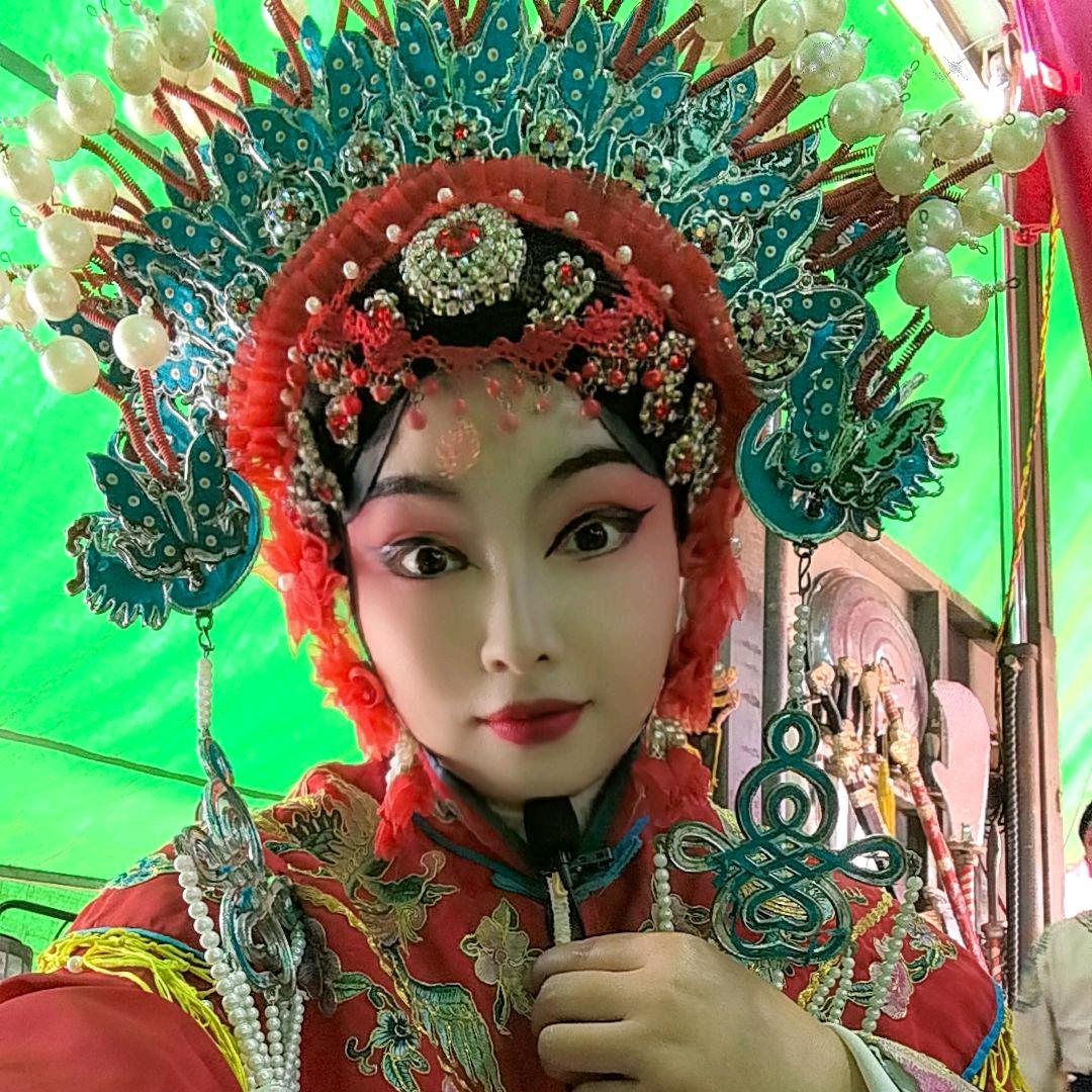 英子💞