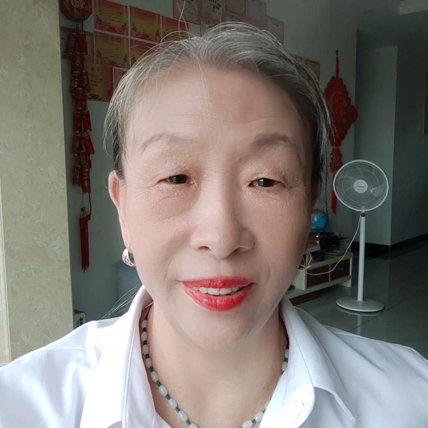 秋月.