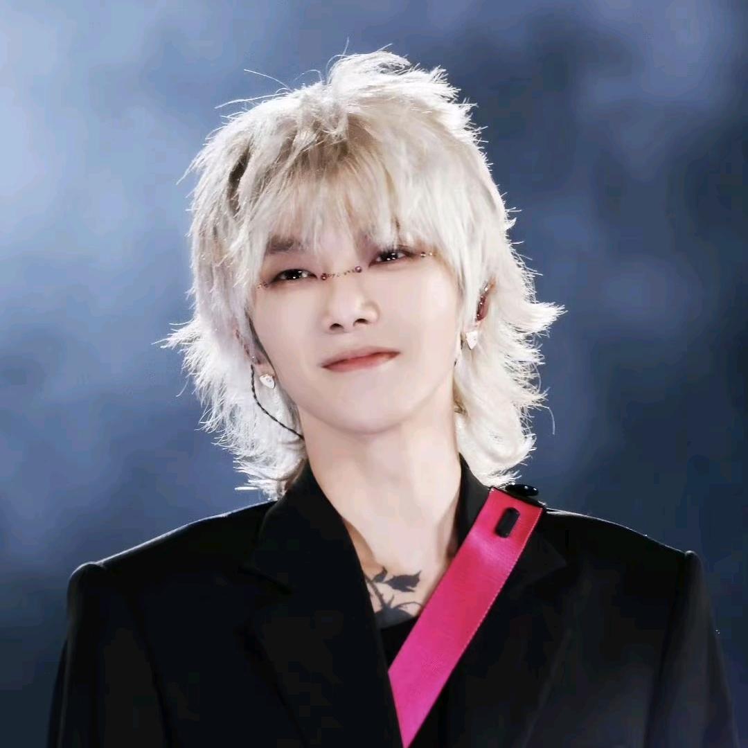 华曼宇.yu🔥⁰²⁰⁷（努力攒钱版）